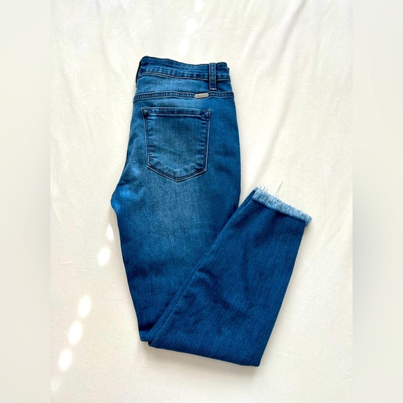 KanCan distressed mid wash Jeans. Size 30 - Picture 1 of 2